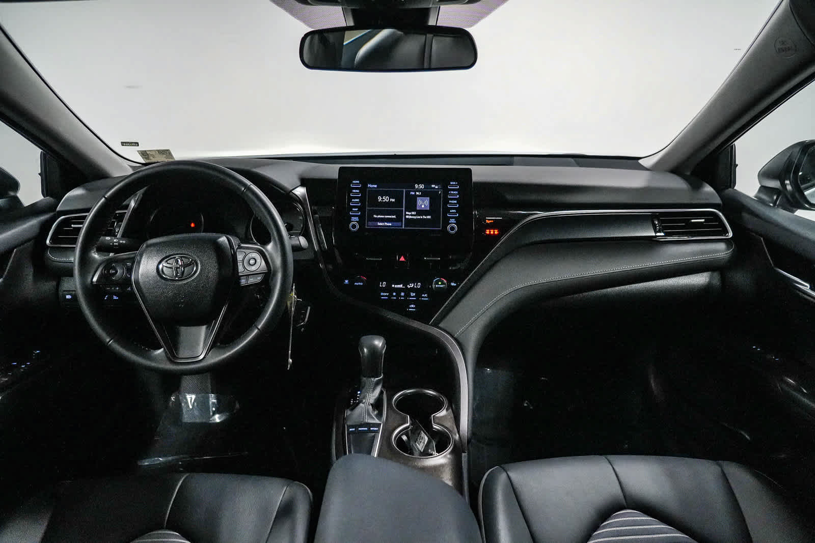 Certified 2024 Toyota Camry SE FWD image 13