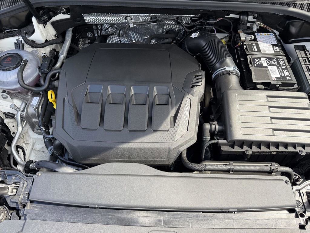 Used 2025 Audi Q3 2.0T Premium w/ Convenience Package AWD/4WD image 28