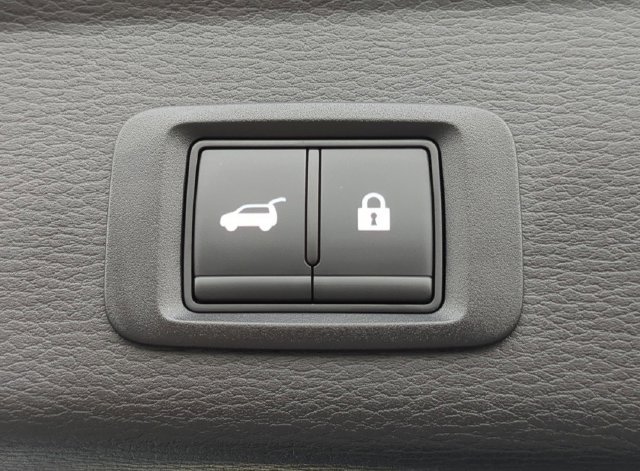 New 2026 Mitsubishi Outlander SE FWD image 13