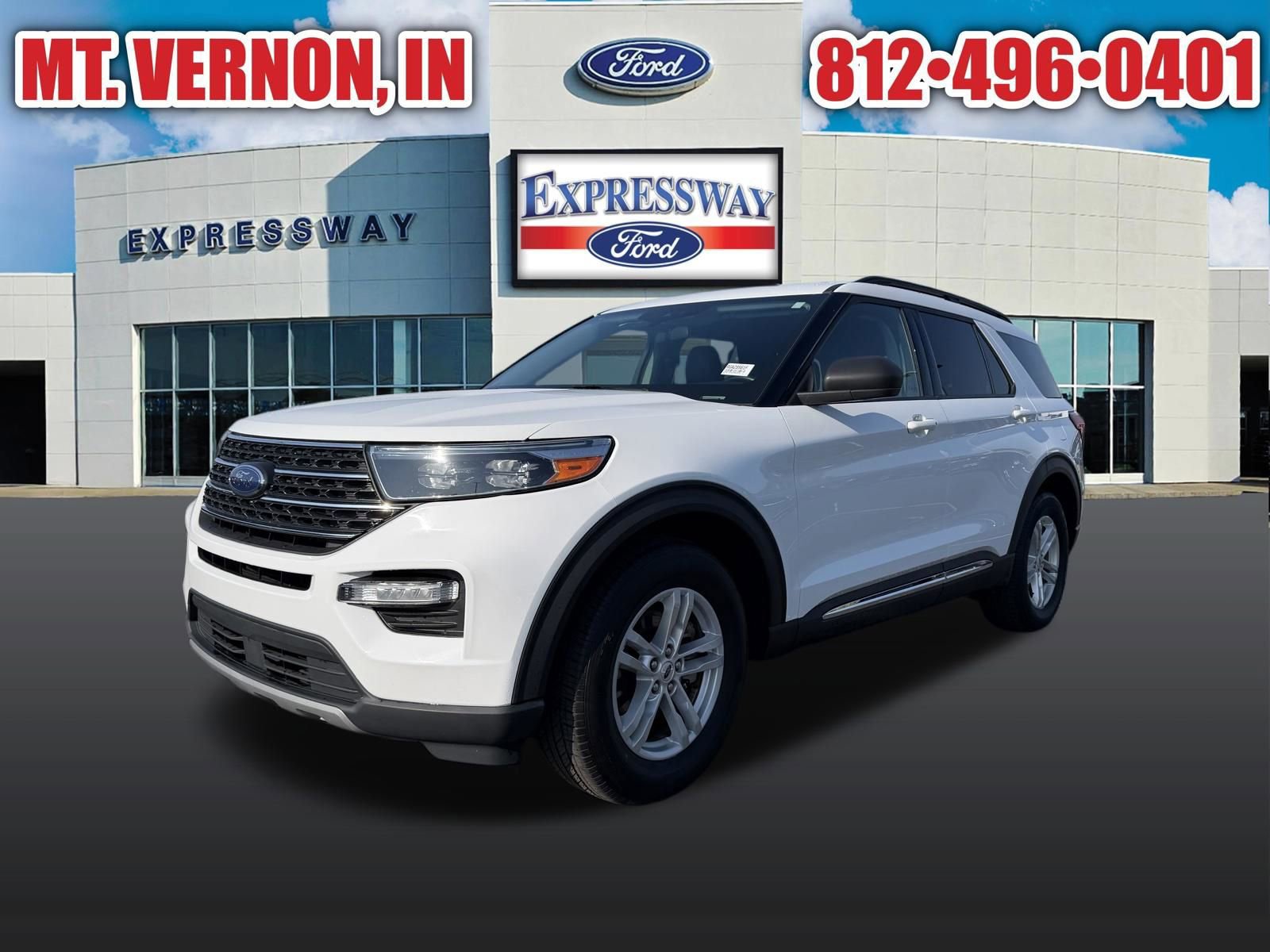 Used 2024 Ford Explorer XLT w/ Equipment Group 202A RWD image 2