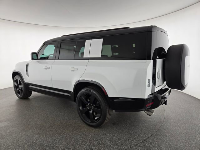 New 2026 Land Rover Defender 130 V8 AWD/4WD image 17