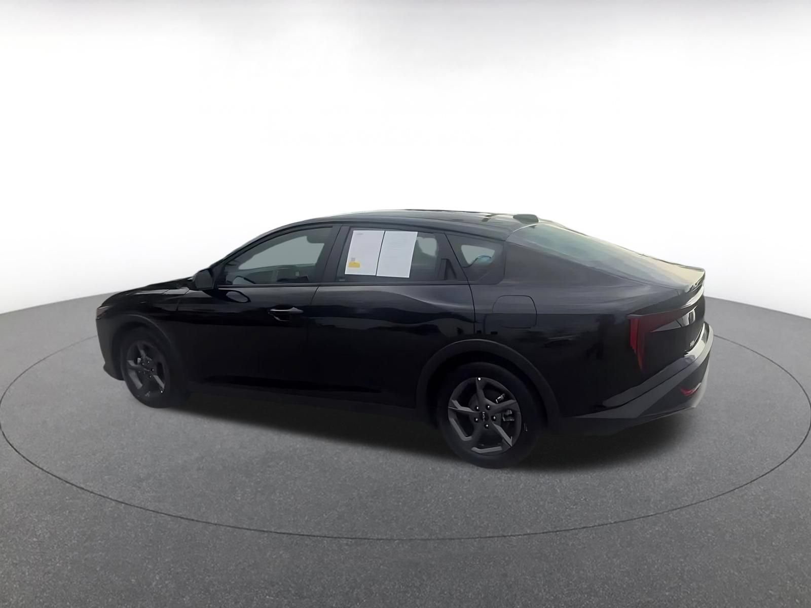 Used 2026 Kia K4 FWD image 15