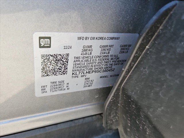 Used 2025 Chevrolet Trax LT FWD image 23