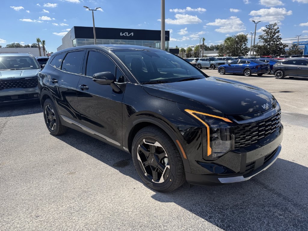 New 2027 Kia Sportage S FWD image 2
