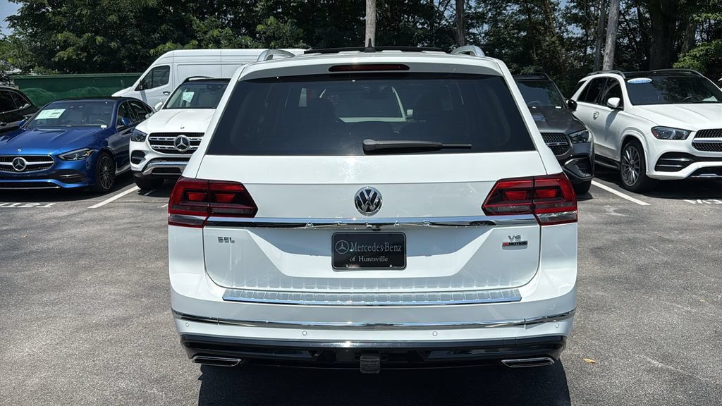 Used 2018 Volkswagen Atlas SEL w/ R-Line Package AWD/4WD image 4