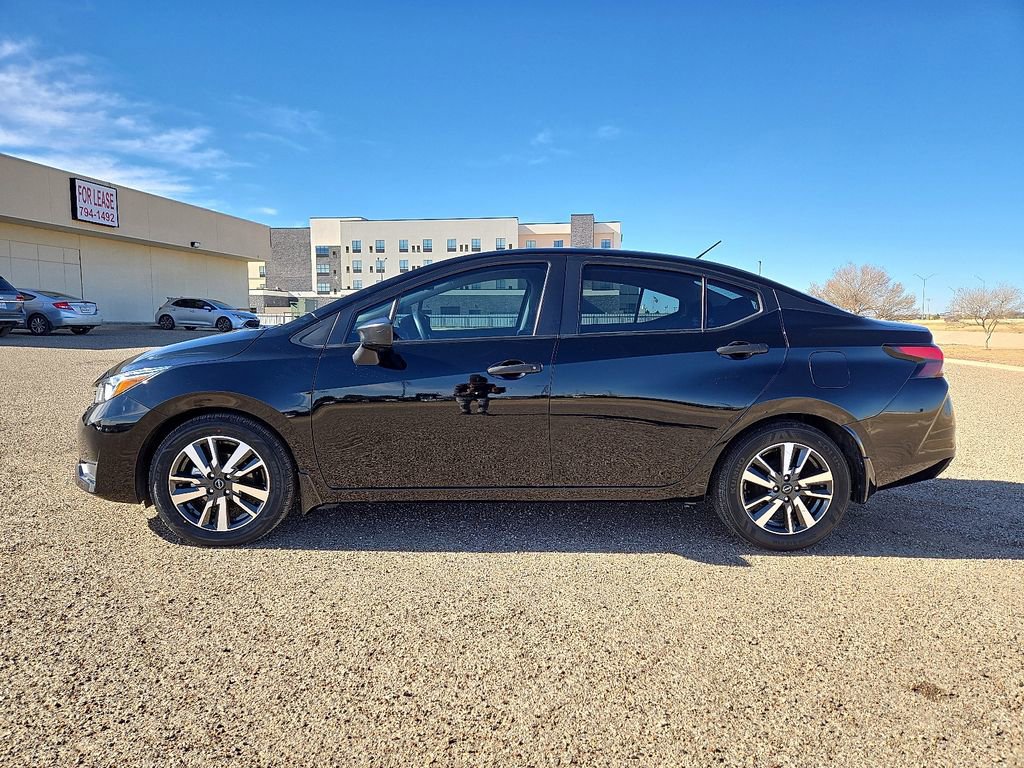 Used 2024 Nissan Versa S w/ S Plus Package image 2