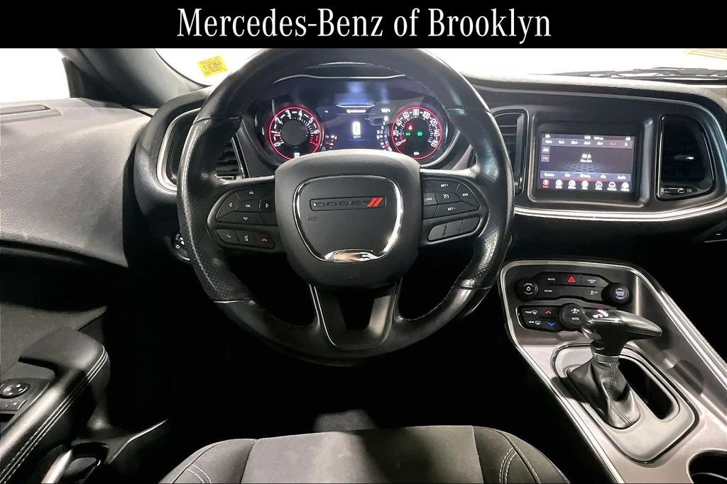 Used 2020 Dodge Challenger SXT w/ Blacktop Package RWD image 5