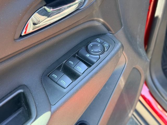 Used 2023 Chevrolet Equinox RS FWD image 21
