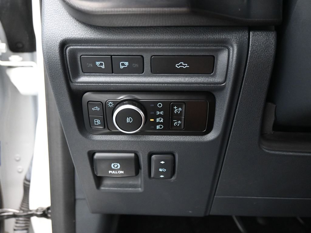 Certified 2023 Ford F150 Platinum w/ Equipment Group 701A High image 16