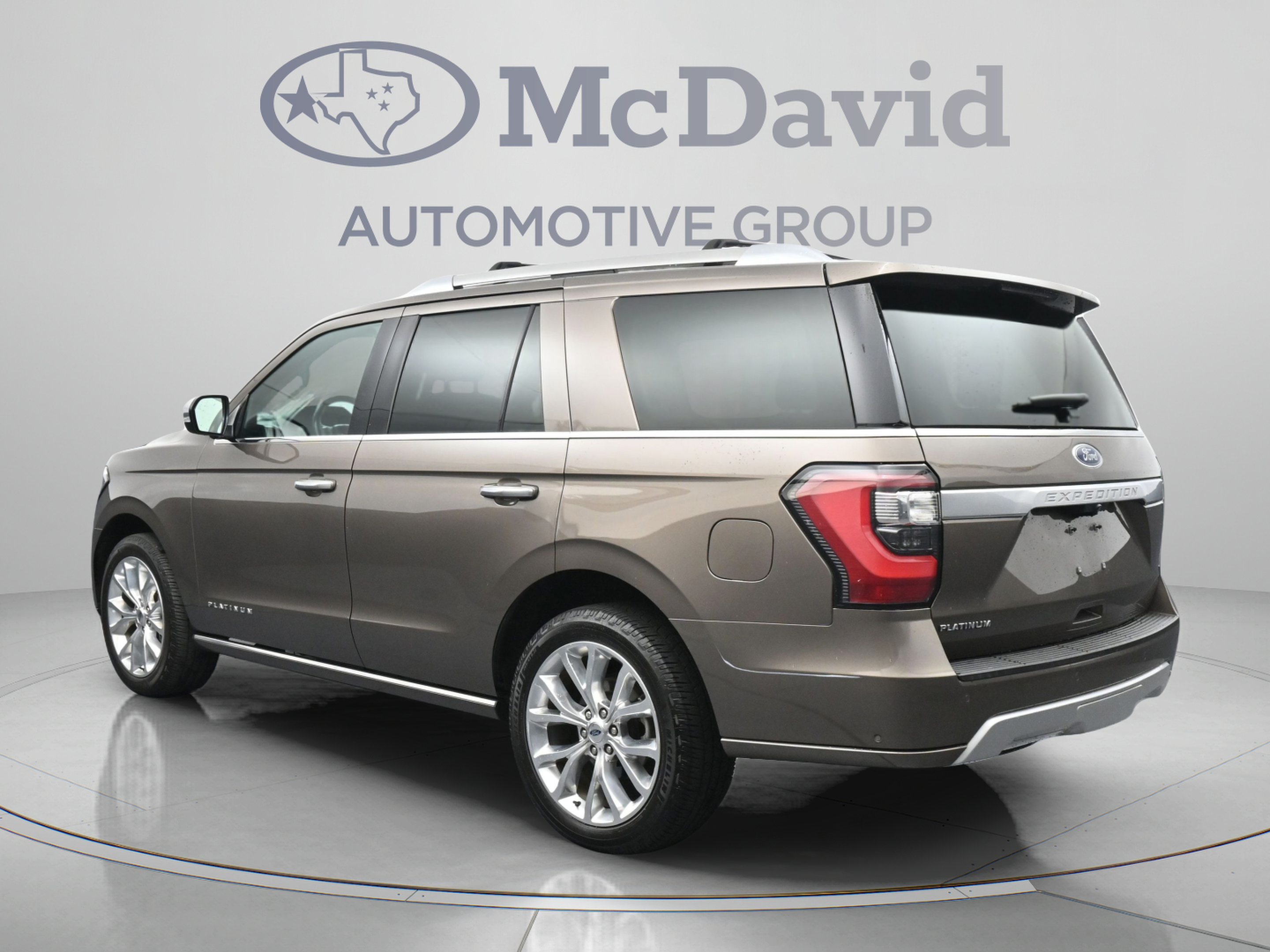 Certified 2019 Ford Expedition Platinum RWD image 6