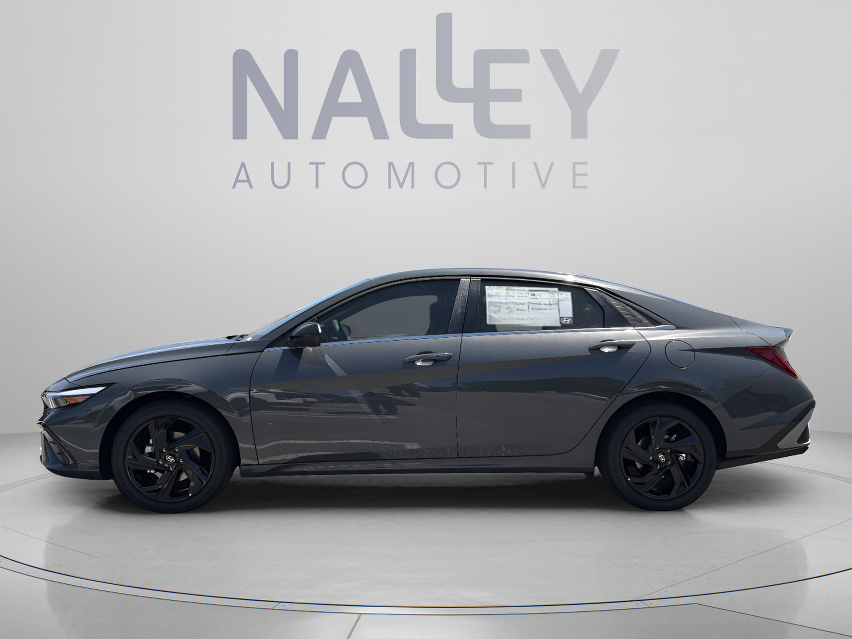 New 2026 Hyundai Elantra SEL Sport FWD image 3