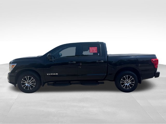 Certified 2024 Nissan Titan SV w/ SV Convenience Package RWD image 3