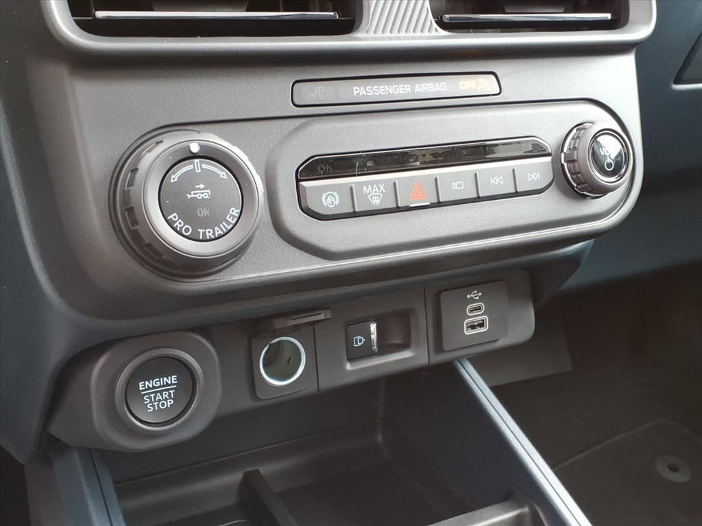 New 2026 Ford Maverick Lariat w/ Black Appearance Package image 23