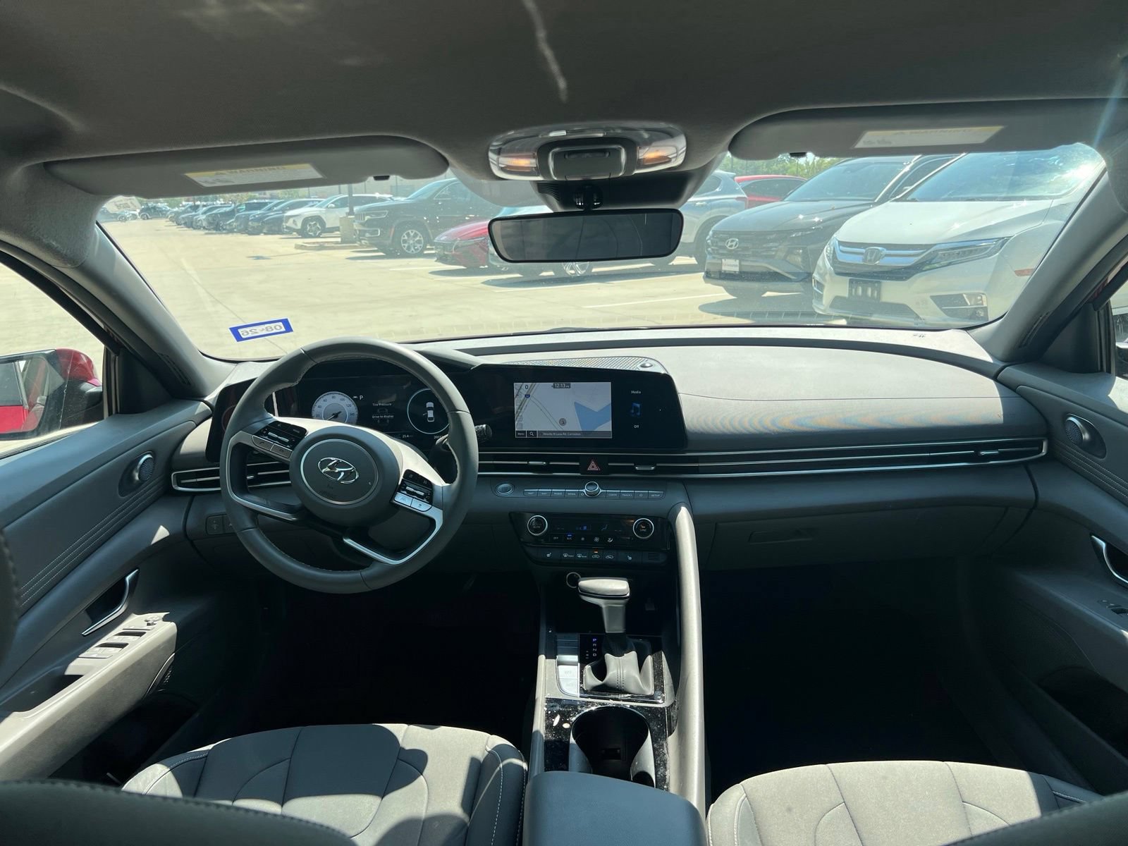 Used 2023 Hyundai Elantra SEL w/ Convenience Package FWD image 18