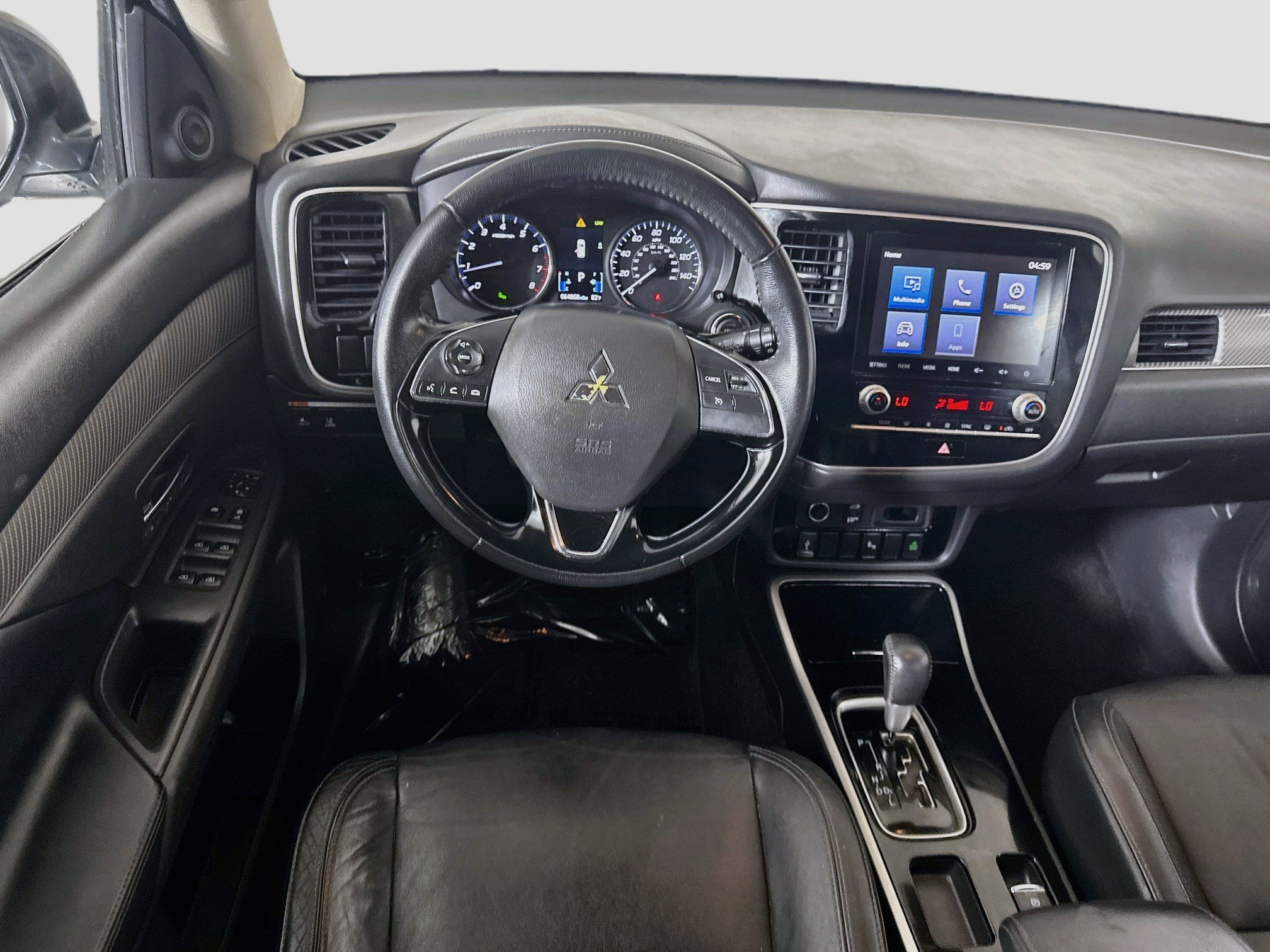 Used 2020 Mitsubishi Outlander LE FWD image 17