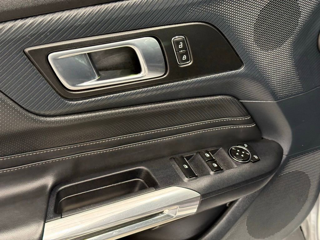 Used 2024 Ford Mustang Premium image 15