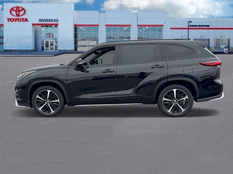 Used 2021 Toyota Highlander XSE image 4