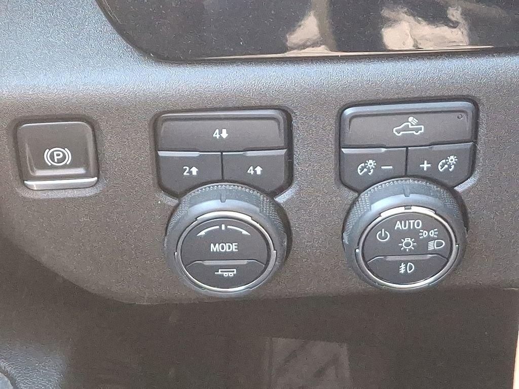 Certified 2025 Chevrolet Silverado 2500 LT image 23