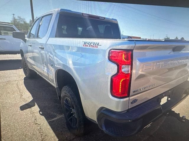 Used 2020 Chevrolet Silverado 1500 Custom Trail Boss w/ Custom Convenience Package AWD/4WD image 8