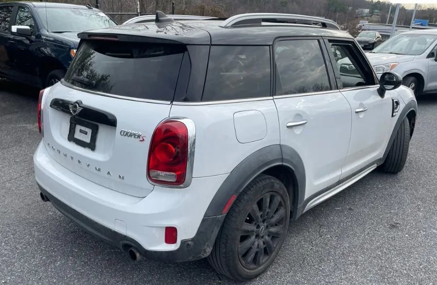 Used 2017 MINI Cooper Countryman S image 2