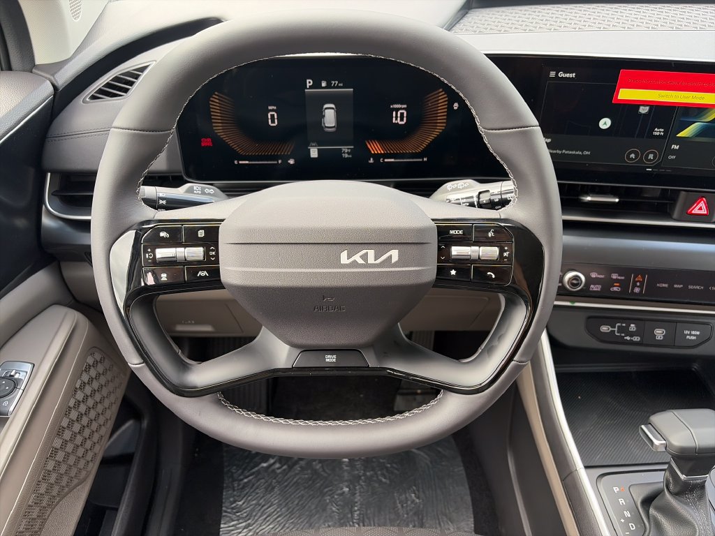 New 2027 Kia Carnival FWD image 11