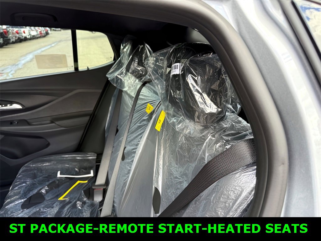 New 2026 Buick Envista Sport Touring image 8