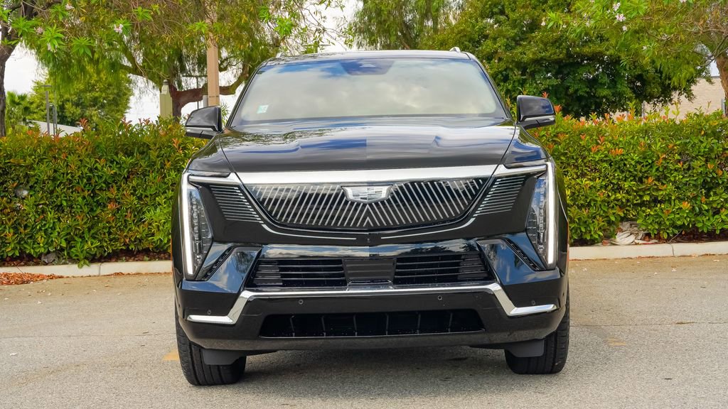 New 2026 Cadillac Escalade IQL Luxury image 4