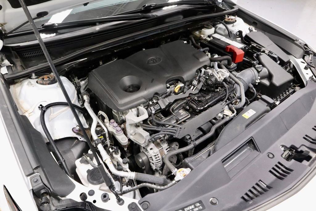 Used 2022 Toyota Camry SE w/ Audio Upgrade Package image 17