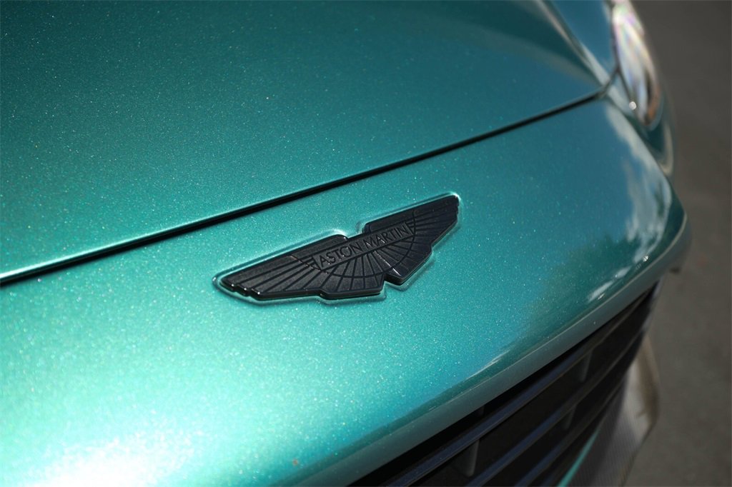 Used 2023 Aston Martin V12 Vantage Roadster image 13
