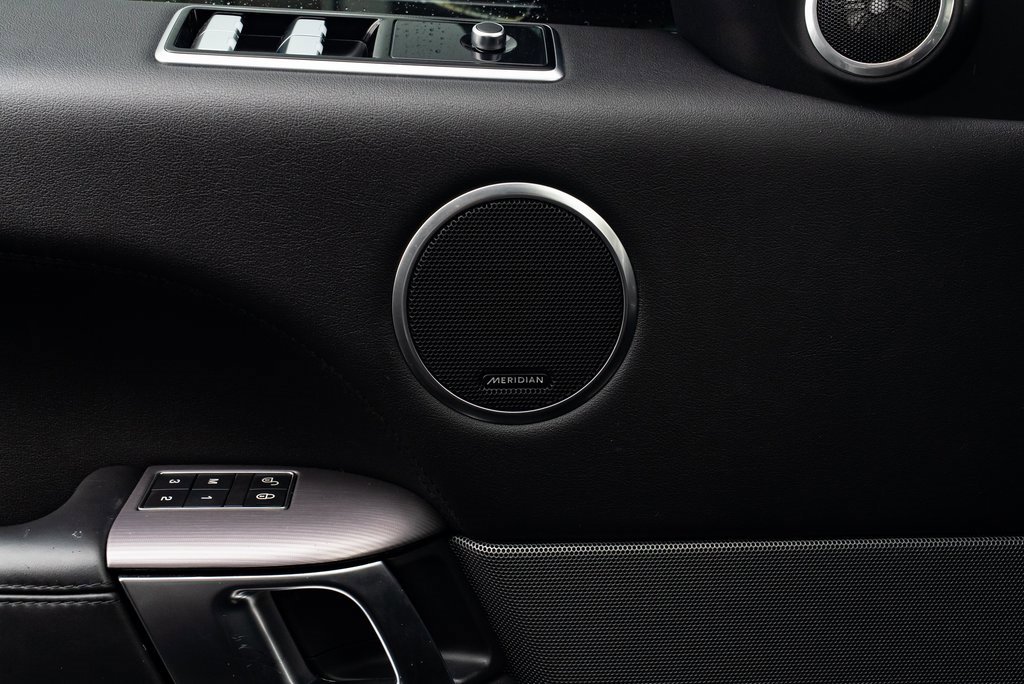 Used 2019 Land Rover Range Rover Sport HSE image 19