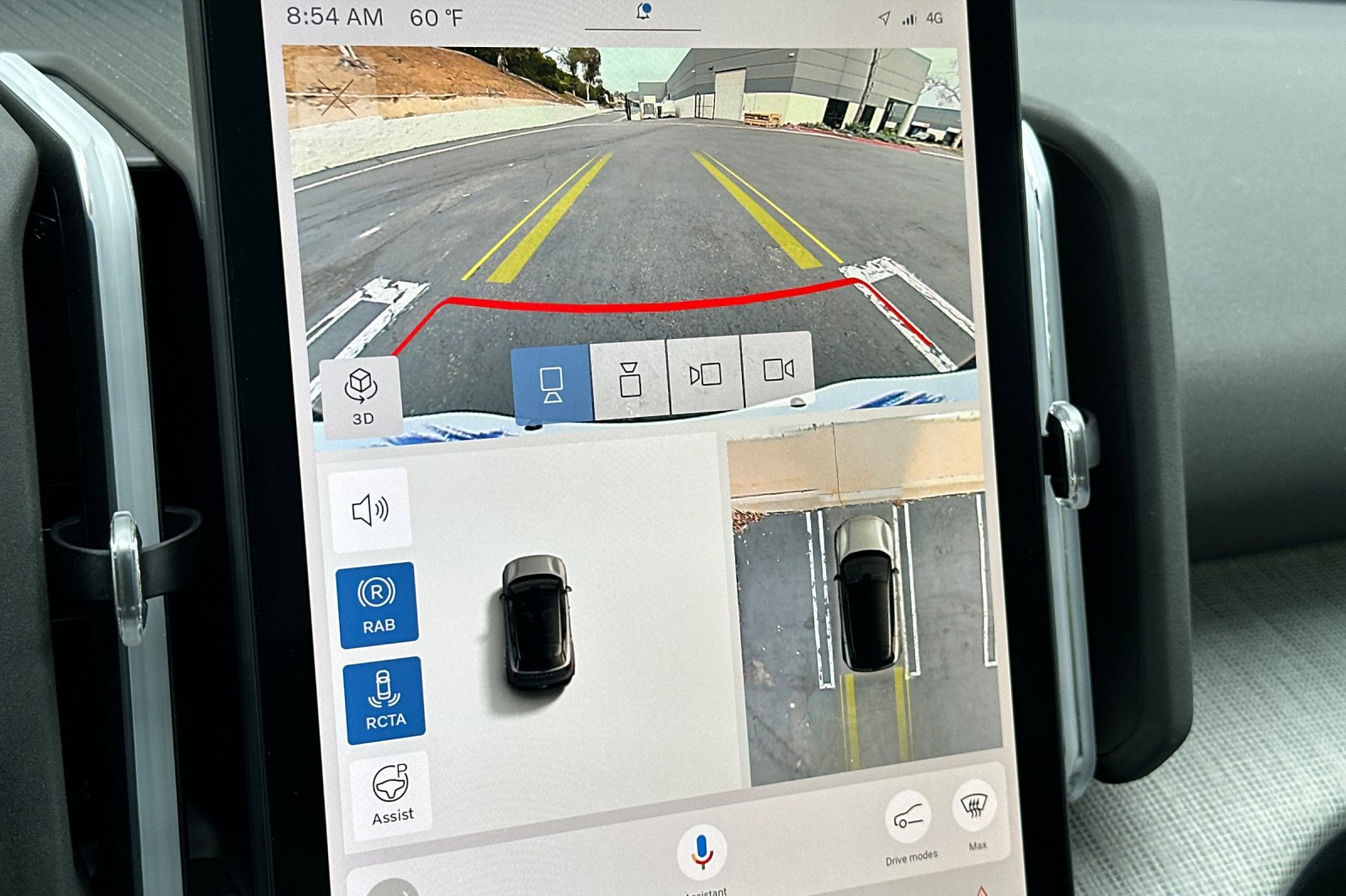 New 2026 Volvo EX30 Cross Country Ultra w/ Protection Package image 17