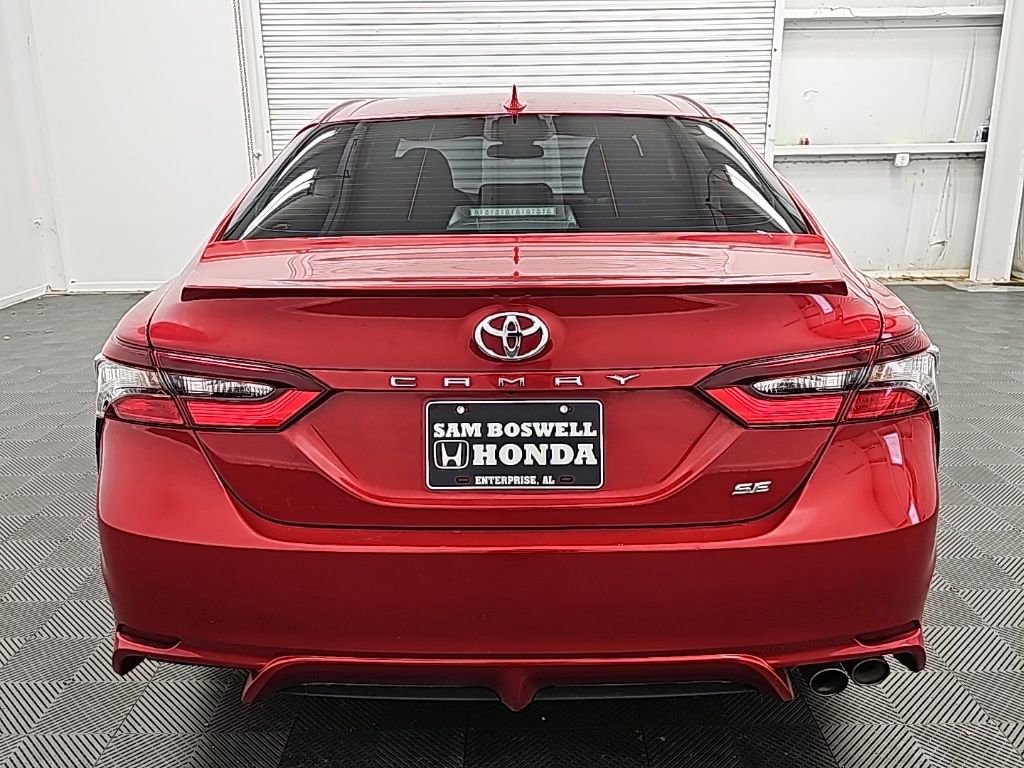 Used 2023 Toyota Camry SE image 8