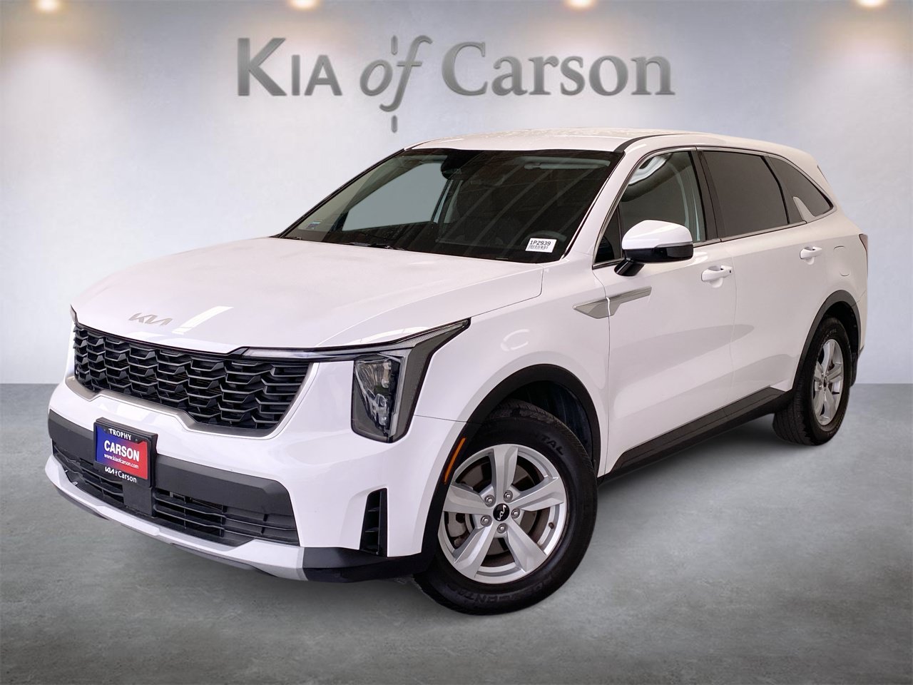 Certified 2025 Kia Sorento LX FWD image 1