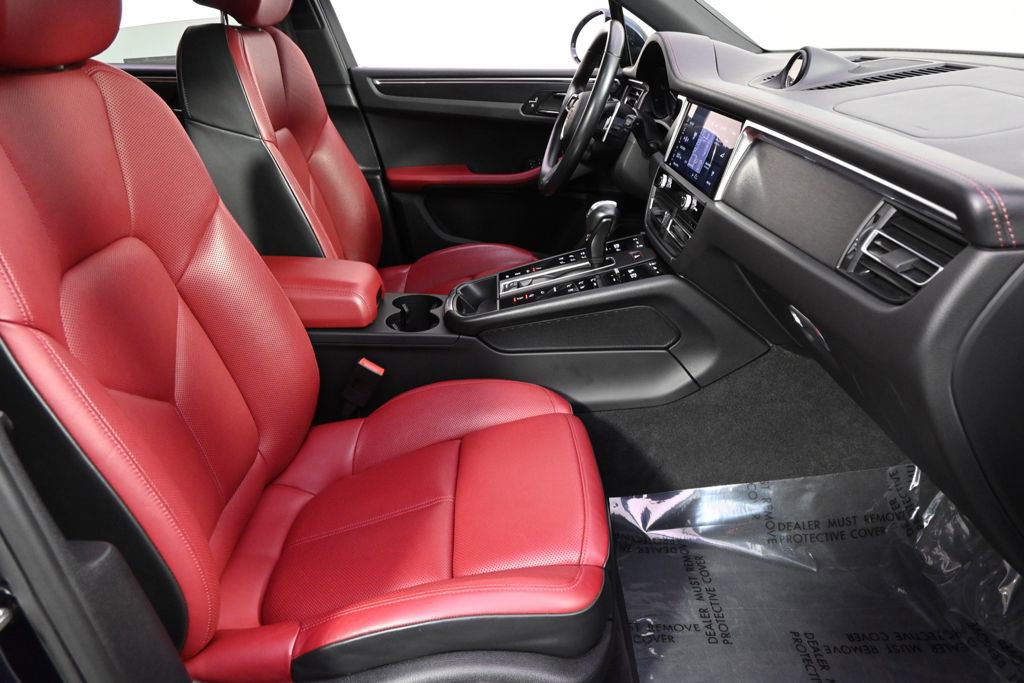 Used 2022 Porsche Macan GTS AWD/4WD image 16