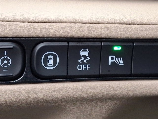 Used 2025 Acura MDX w/ Technology Package image 27