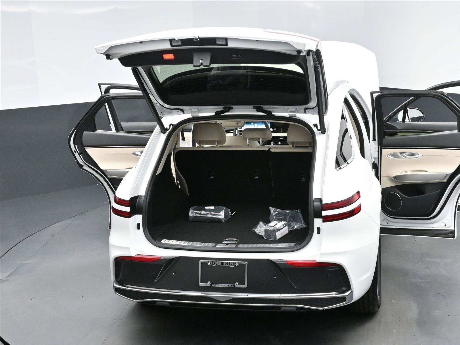 New 2026 Genesis GV70 2.5T Select image 16