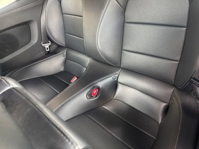 Used 2016 Ford Mustang GT Premium w/ Equipment Group 401A RWD image 19