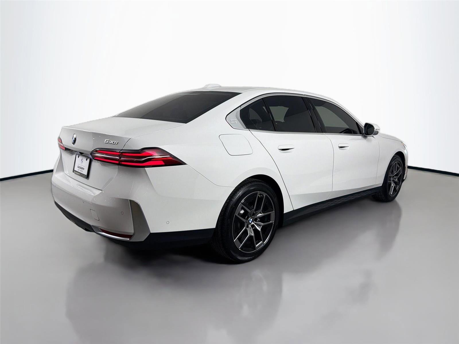 New 2026 BMW 530i w/ Premium Package RWD image 6