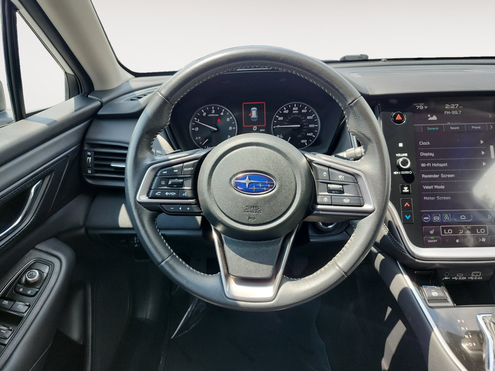 Used 2025 Subaru Outback Premium AWD/4WD image 12