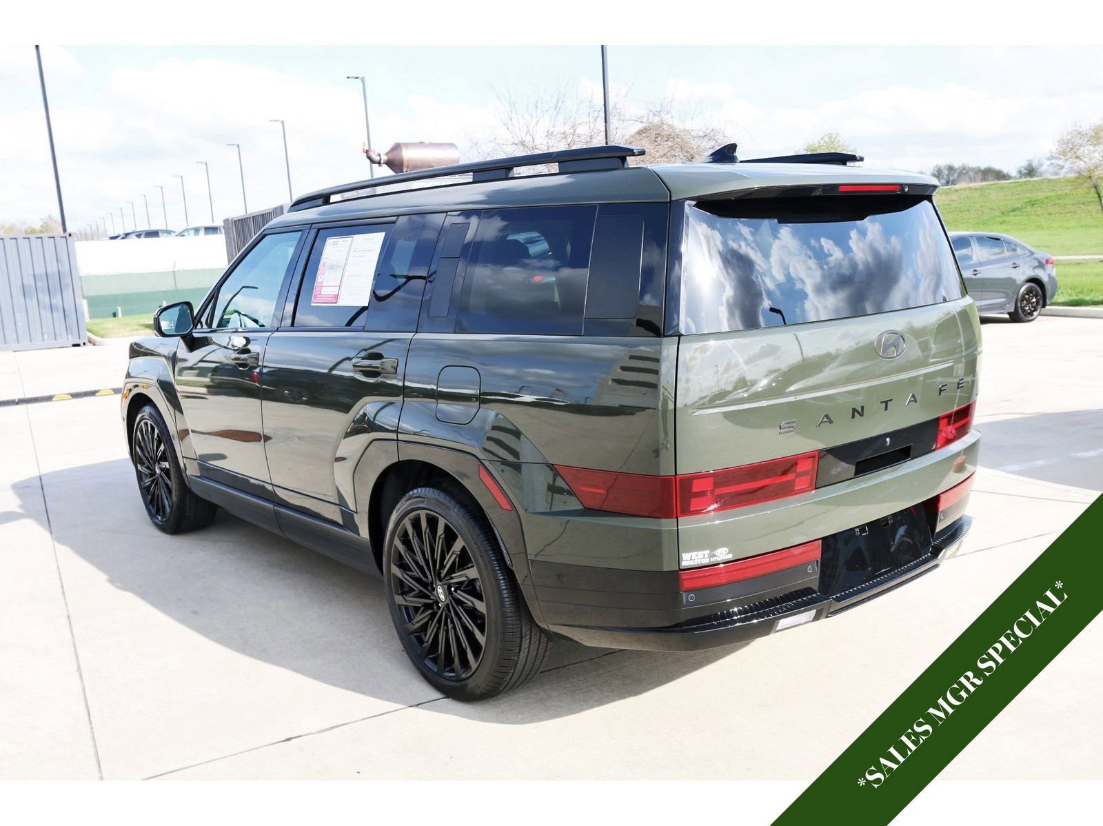 Used 2024 Hyundai Santa Fe Calligraphy image 6