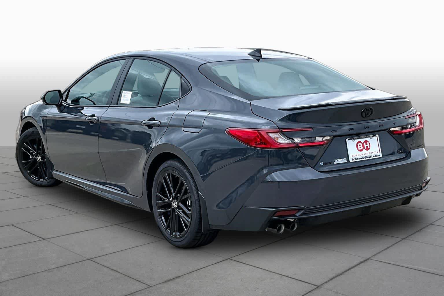 New 2026 Toyota Camry SE FWD image 12