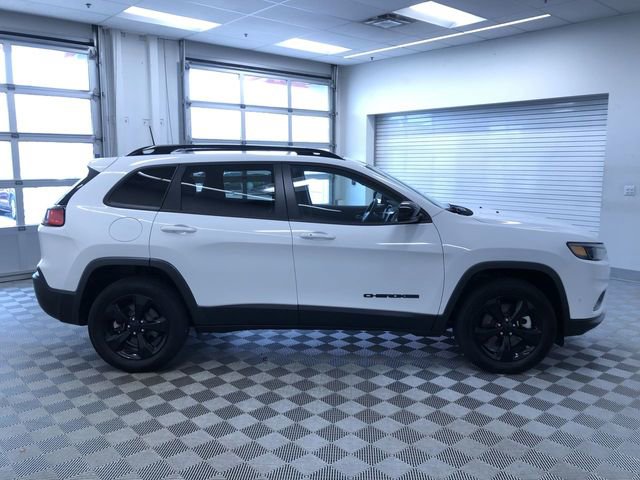 Used 2023 Jeep Cherokee Altitude Lux w/ Lux Elite Package image 35