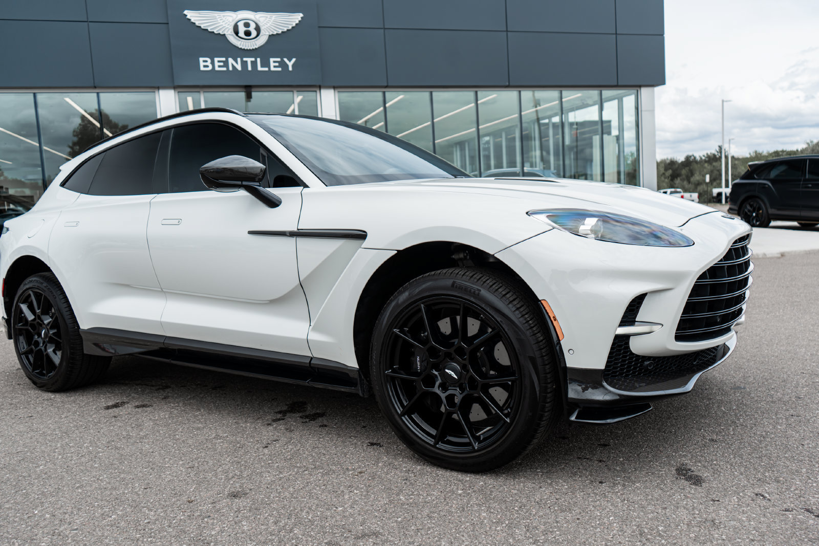 Used 2023 Aston Martin DBX 707 AWD/4WD image 18