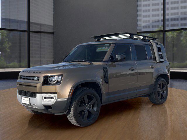 Used 2024 Land Rover Defender 110 S image 9