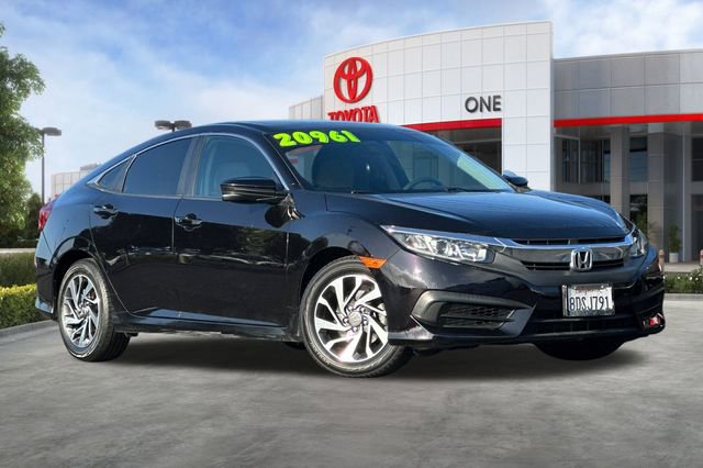 Used 2018 Honda Civic EX image 2