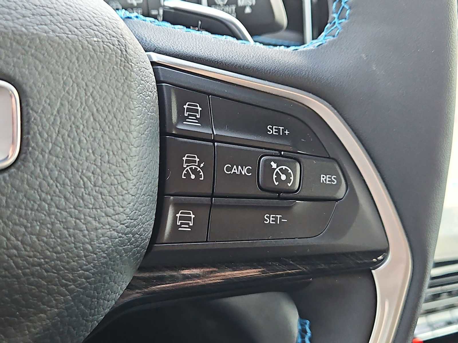 Used 2024 Jeep Grand Cherokee Trailhawk w/ Advanced Protech Group II image 26