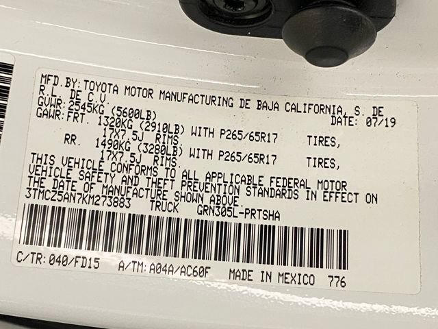 Used 2019 Toyota Tacoma TRD Sport AWD/4WD image 24