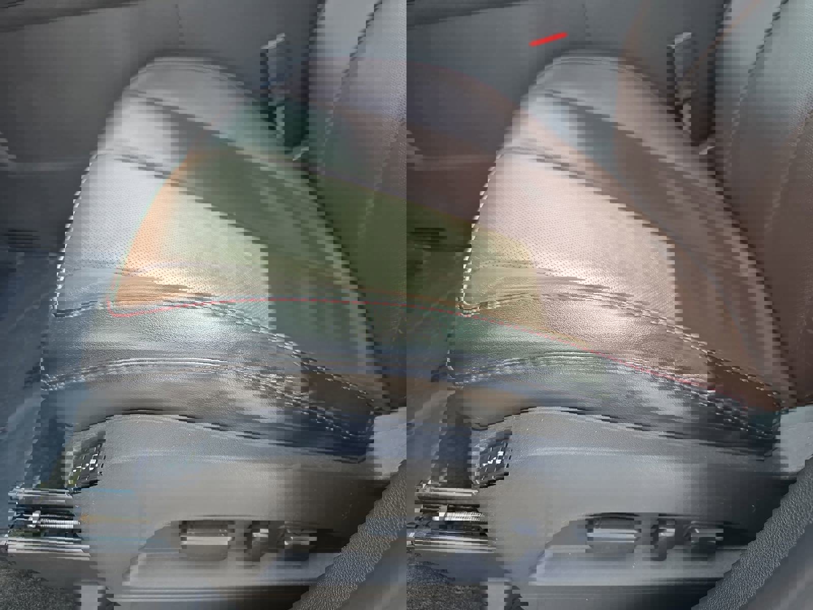 Used 2012 GMC Terrain SLT image 31