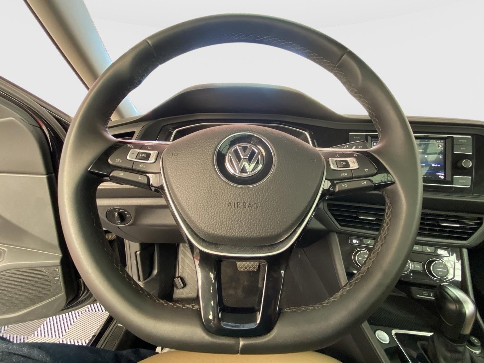 Used 2020 Volkswagen Jetta SE FWD image 23