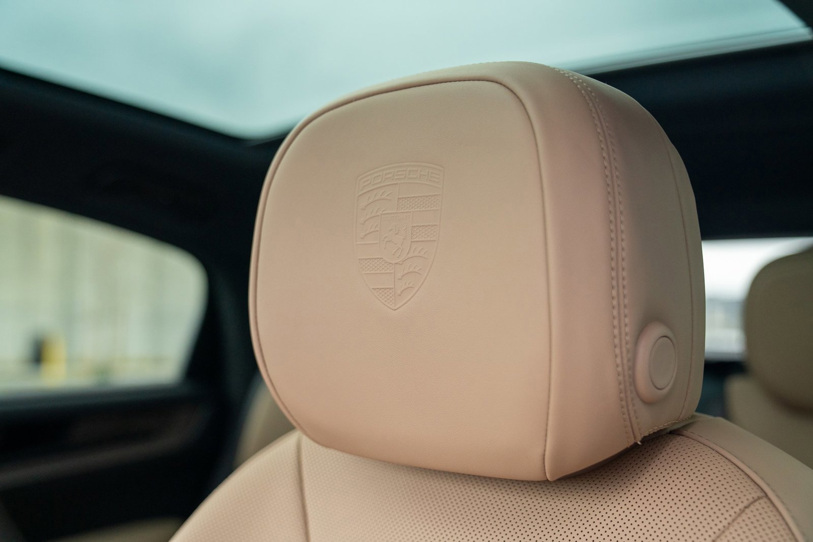 New 2026 Porsche Cayenne S image 13